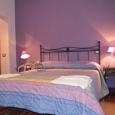 B&B La Casa Di Giulietta Castelmezzano Bagian luar foto