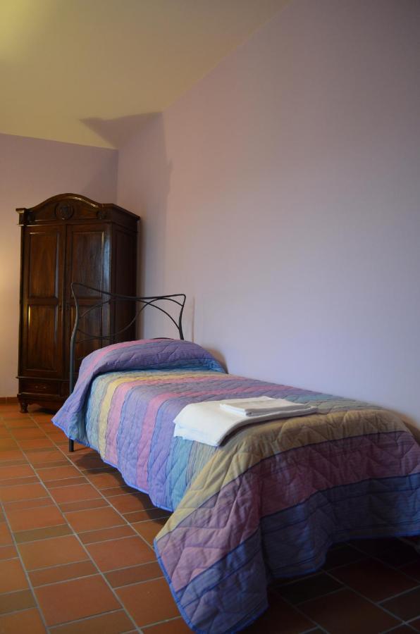 B&B La Casa Di Giulietta Castelmezzano Bagian luar foto