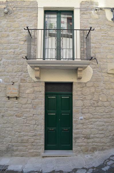 B&B La Casa Di Giulietta Castelmezzano Bagian luar foto